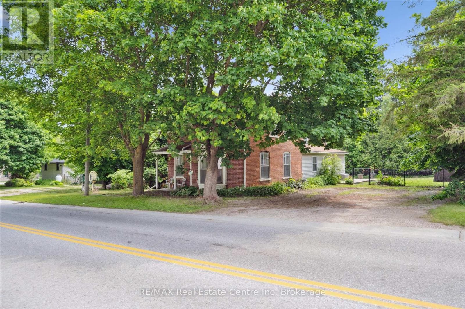 46 WELLINGTON ROAD 19 photo 3