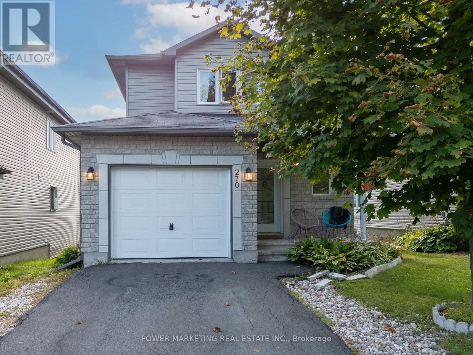 270 MICA CRESCENT photo 2
