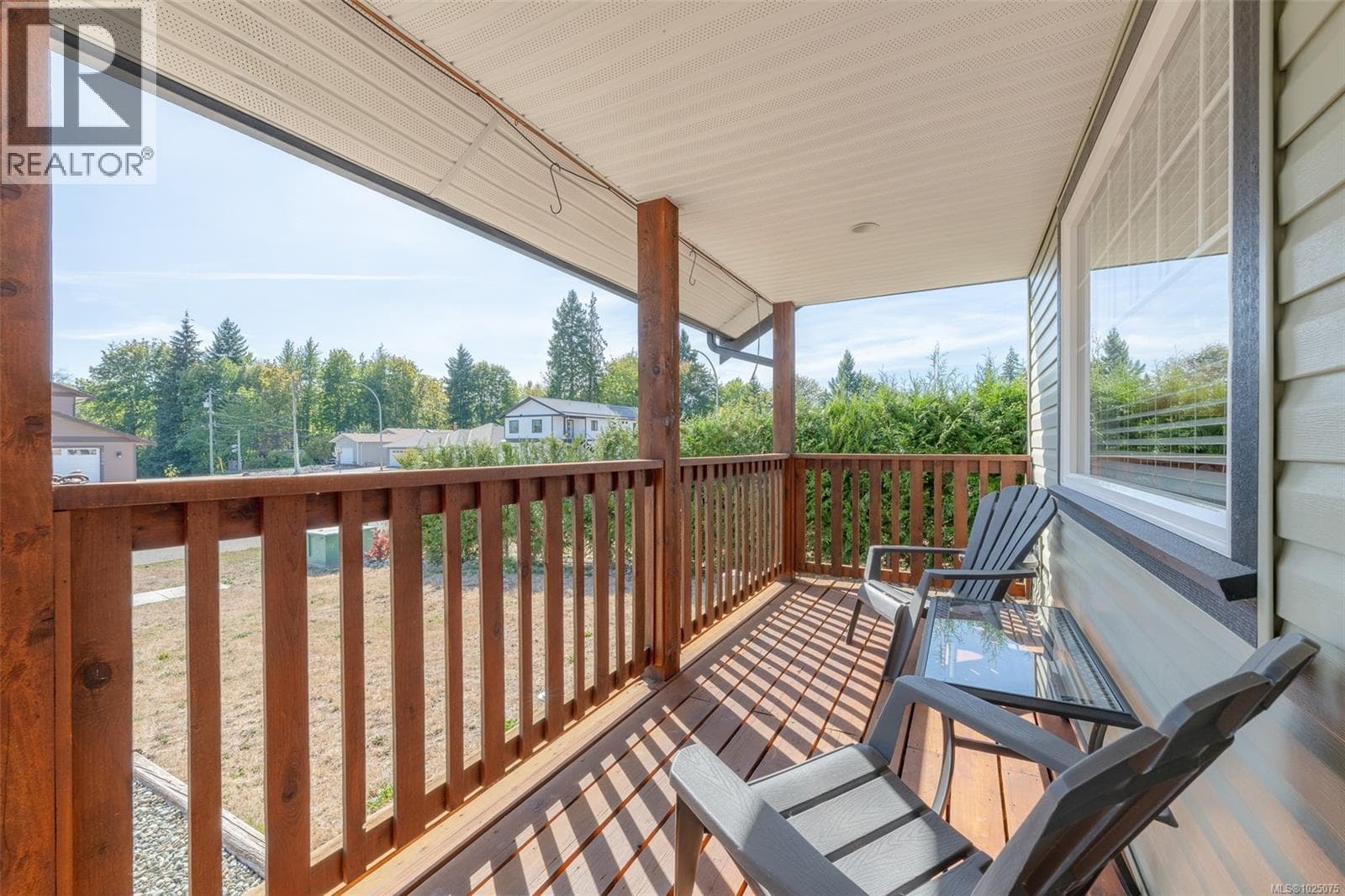 5585 Swallow Dr photo 5