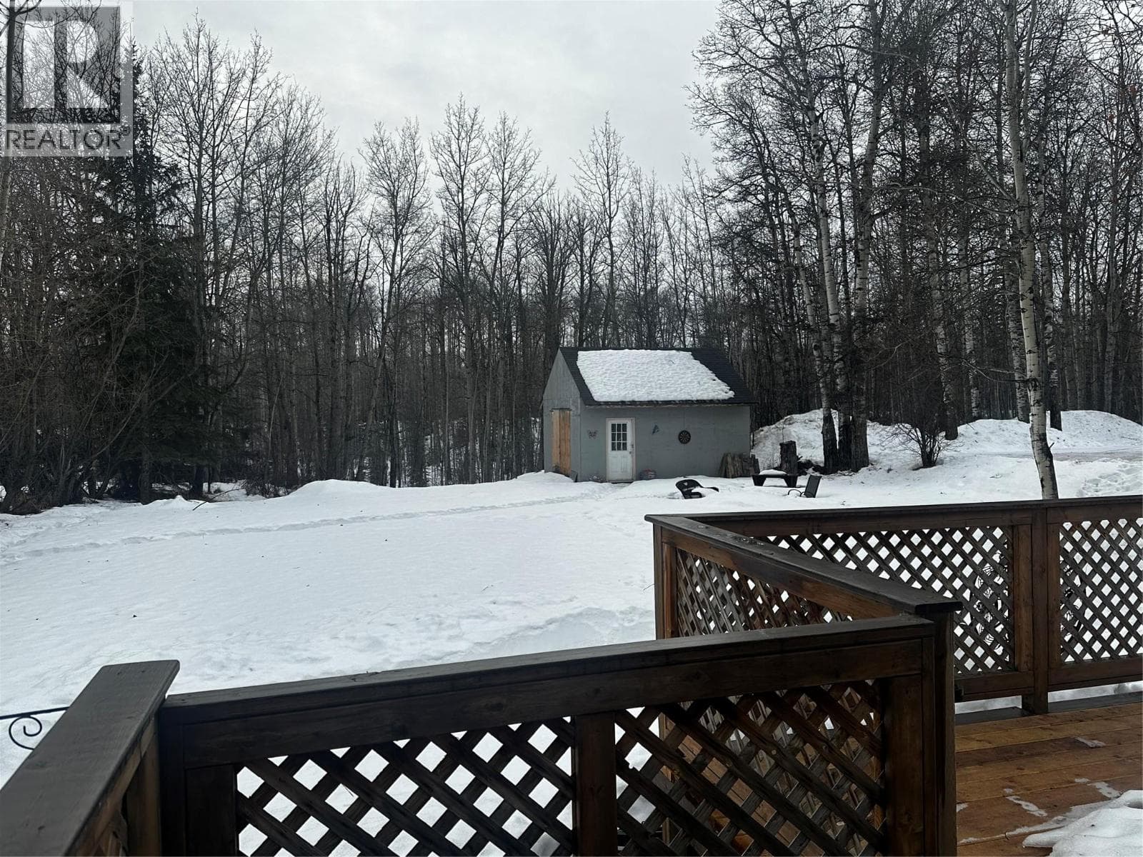 4557 Veterans Way photo 4