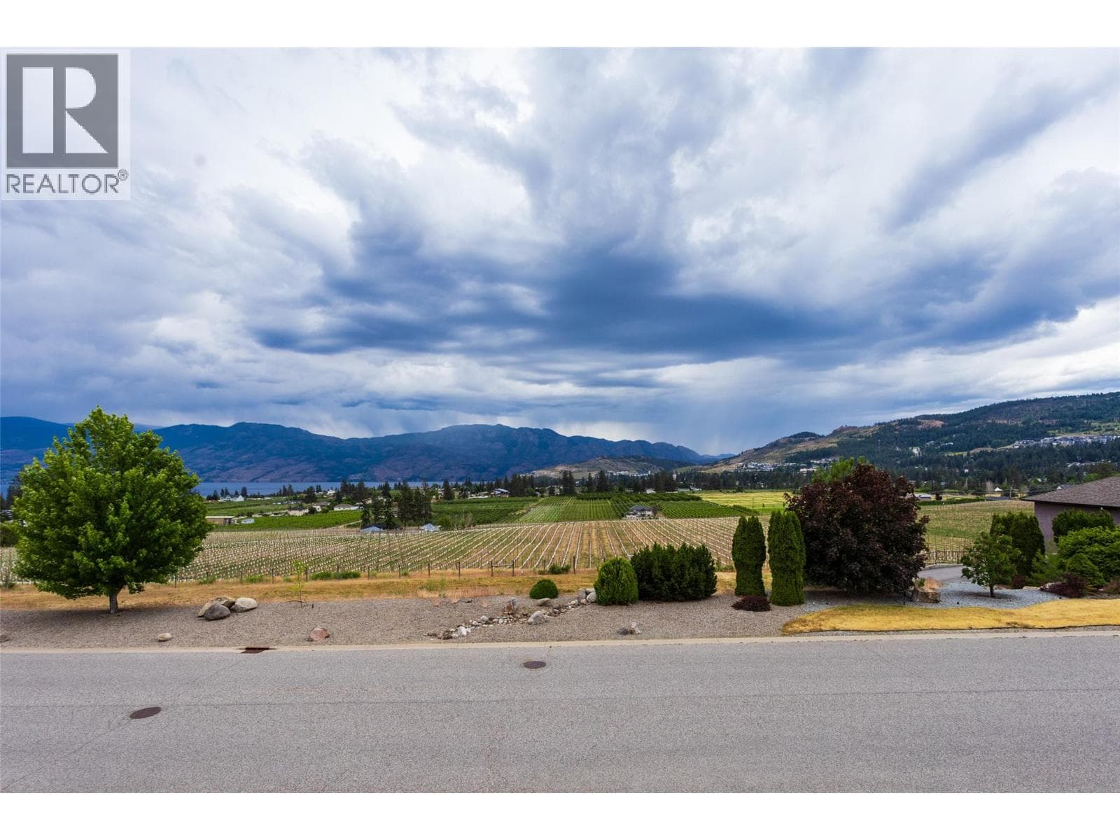 2838 Salish Road photo 3