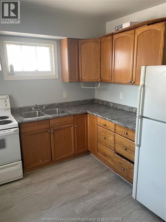 3643 SEMINOLE STREET photo 2