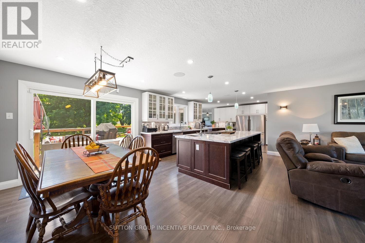 1277 SUNNIDALE ROAD photo 4