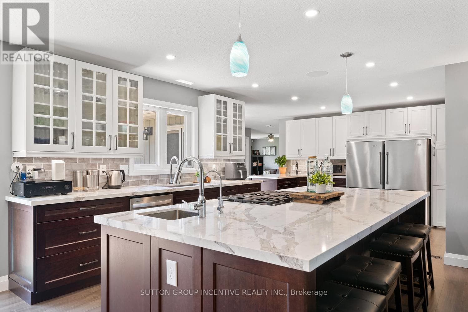 1277 SUNNIDALE ROAD photo 5