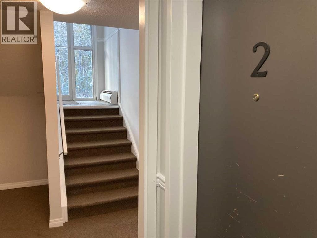 #2, 506 41 Street — photo 2