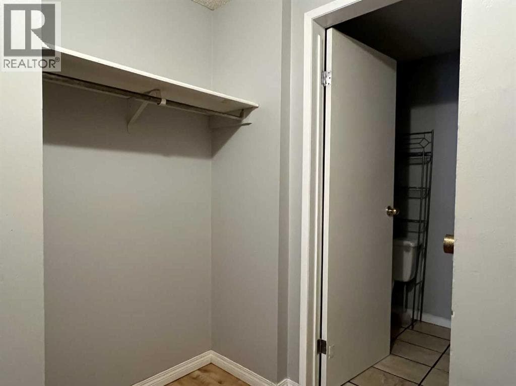 #2, 506 41 Street — photo 3