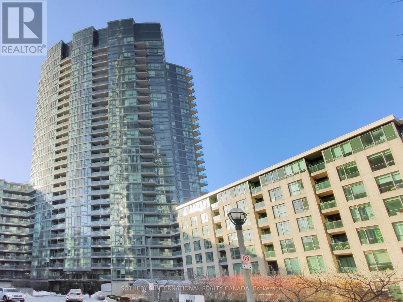 537 - 231 FORT YORK BOULEVARD photo 2