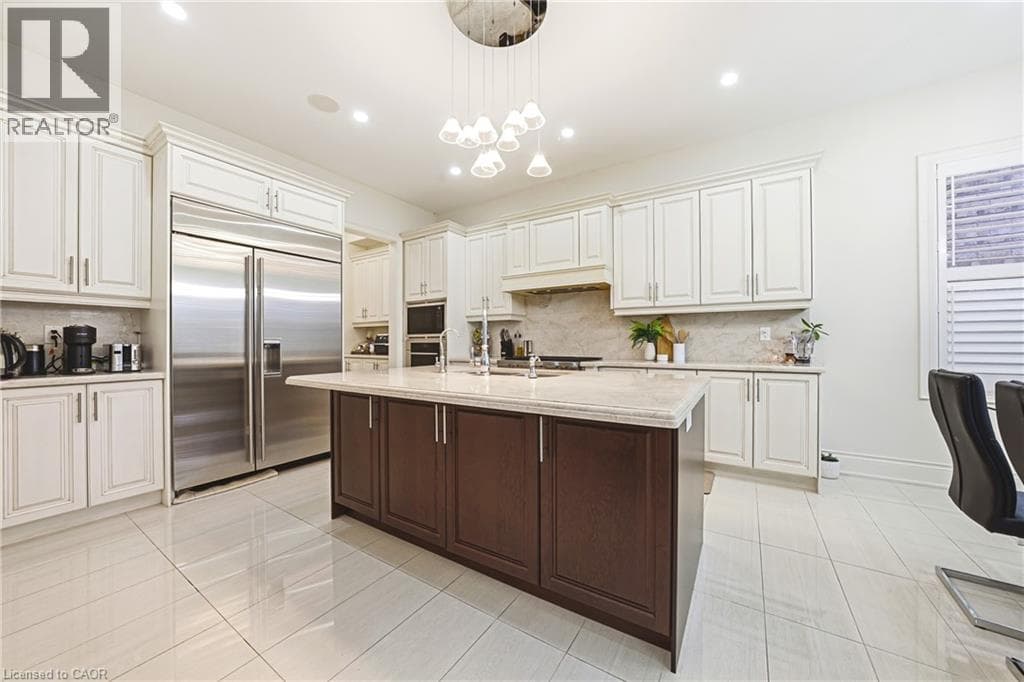 60 GOLDEN HAWK Drive photo 5
