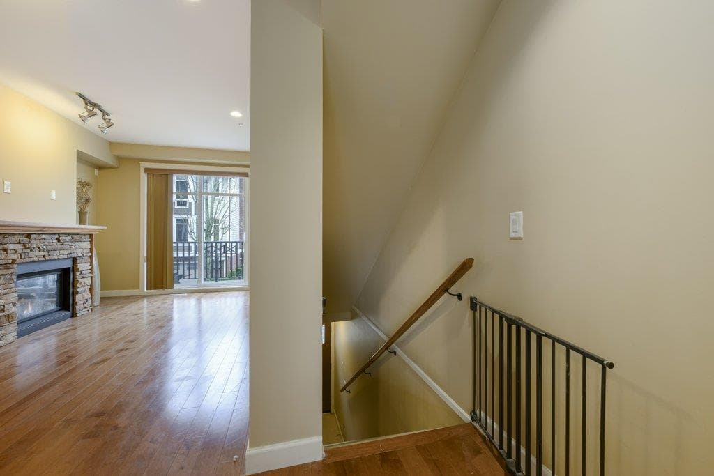 38 20738 84 AVENUE photo 5