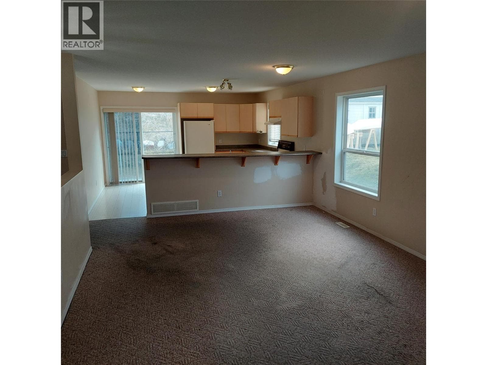 273 Brighton Road photo 4