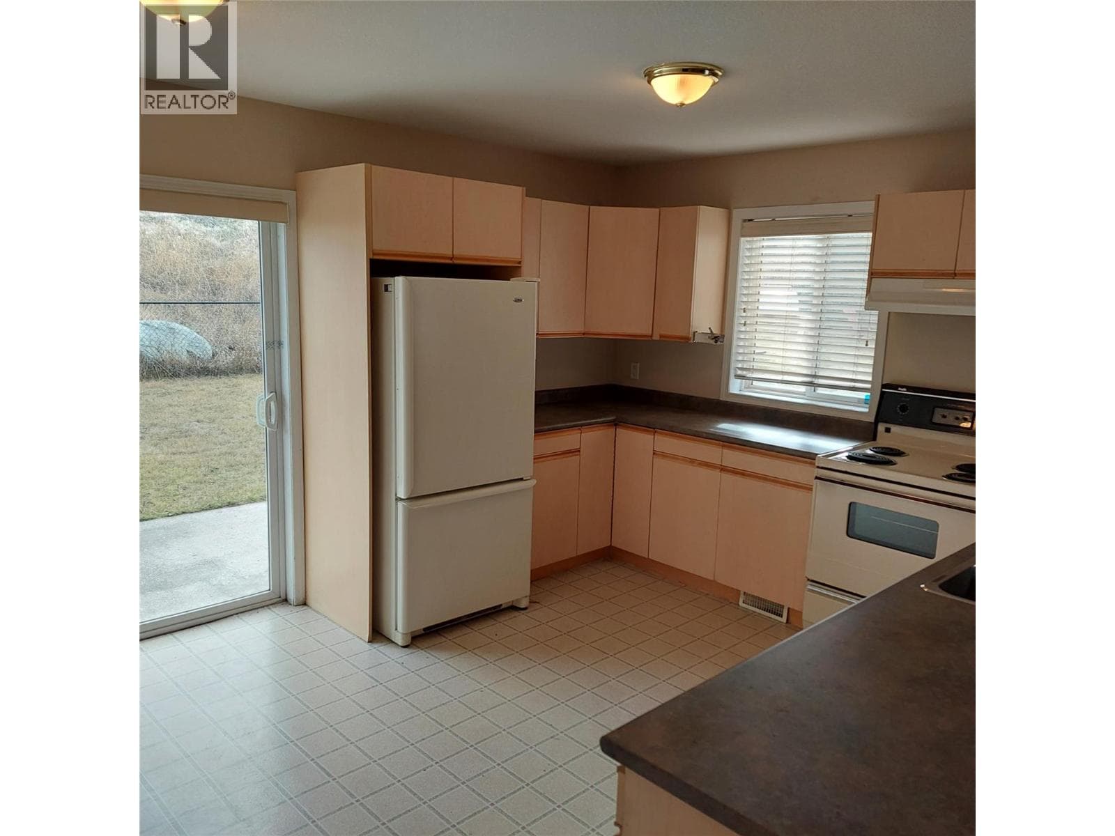 273 Brighton Road photo 5