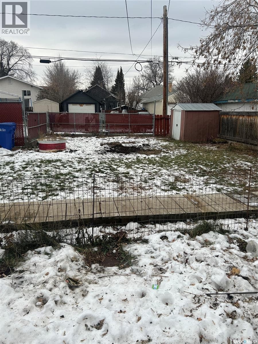 236 12th STREET E — photo 3