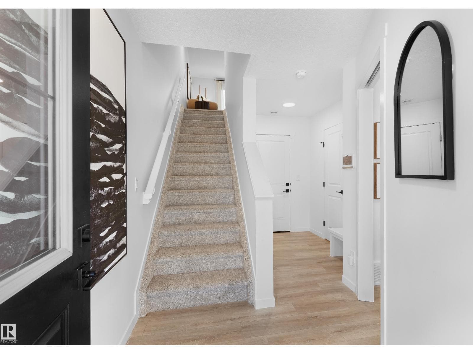 #22 29 AIRPORT RD NW — photo 3