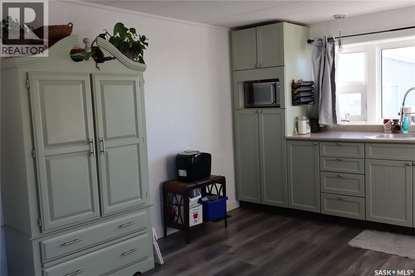 68 Sunrise ESTATES — photo 3