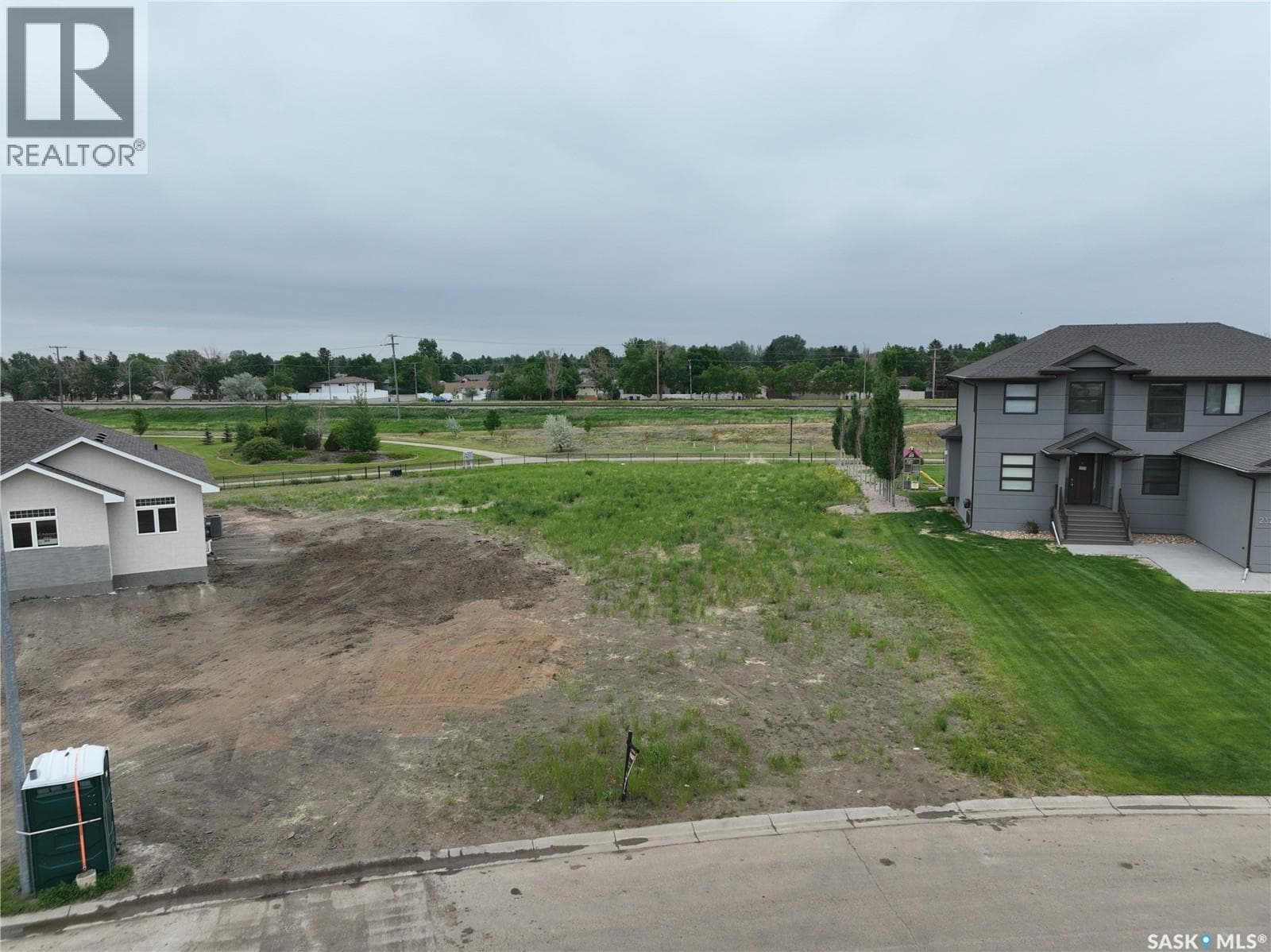 236 Iron Bridge DRIVE — photo 4