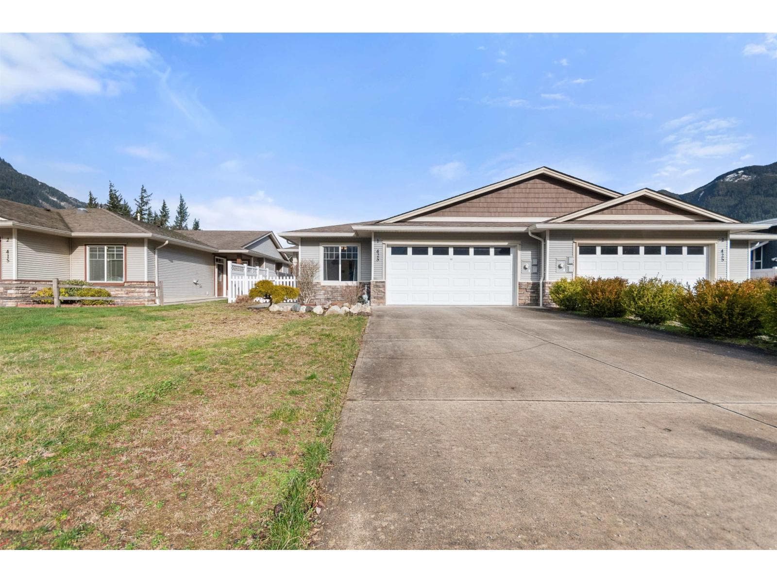 2 bed 2 bath single family at 1 425 STUART STREET, Hope — $687,000