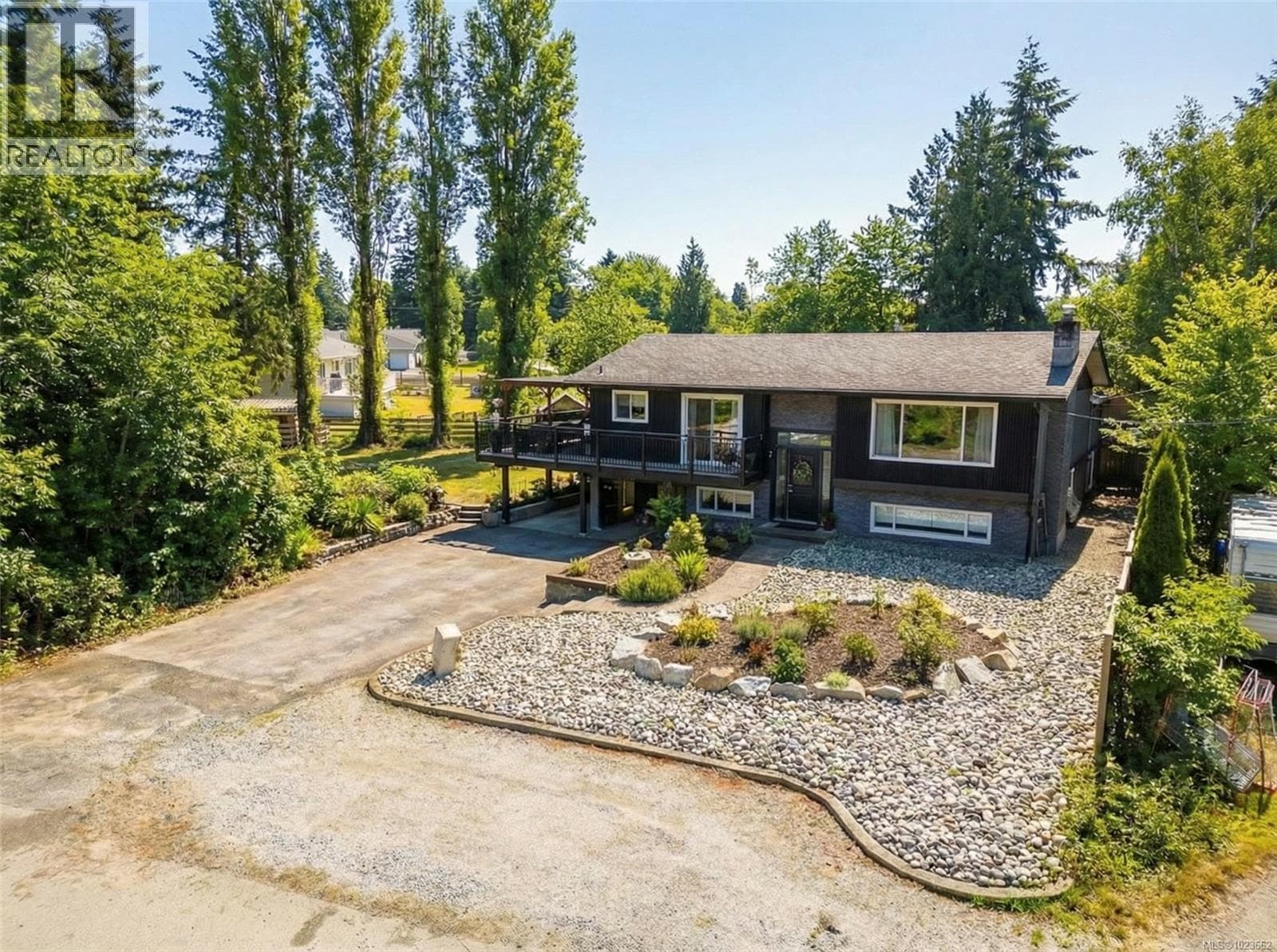 3422 Markham Pl photo 3
