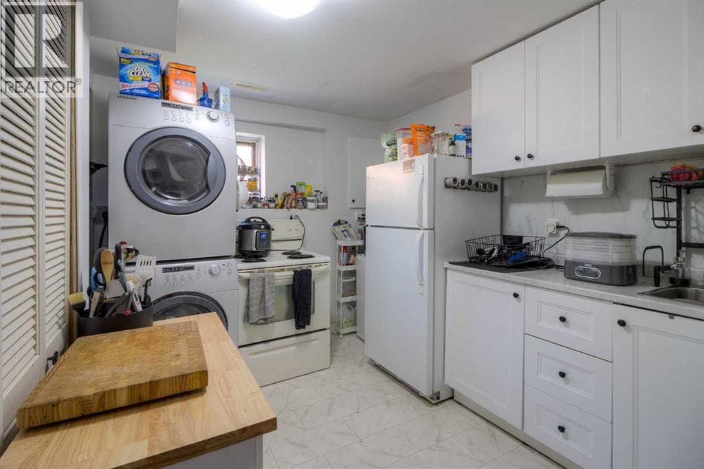 7 cayuga Place W — photo 3