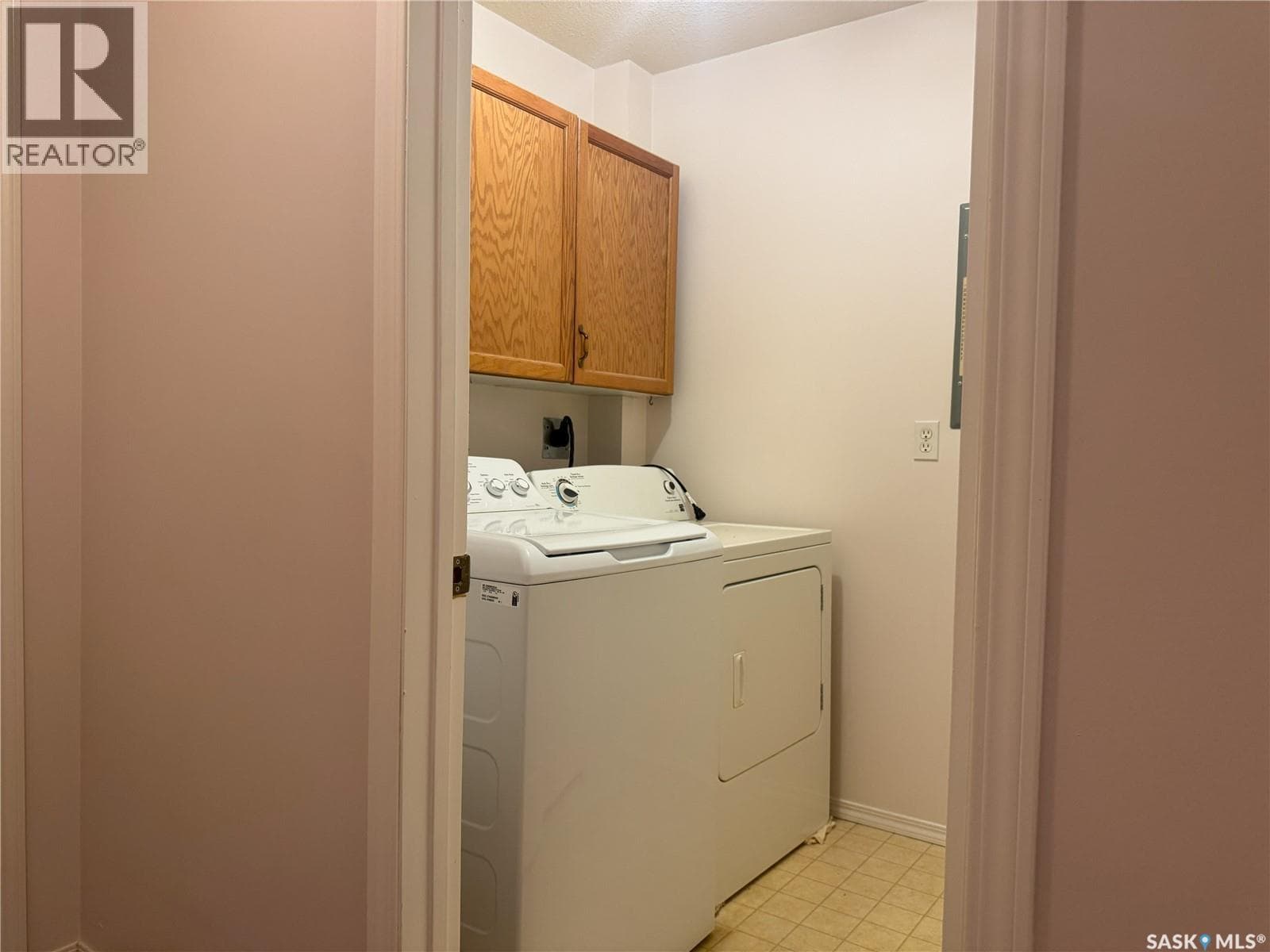 103 102 1st AVENUE — photo 3