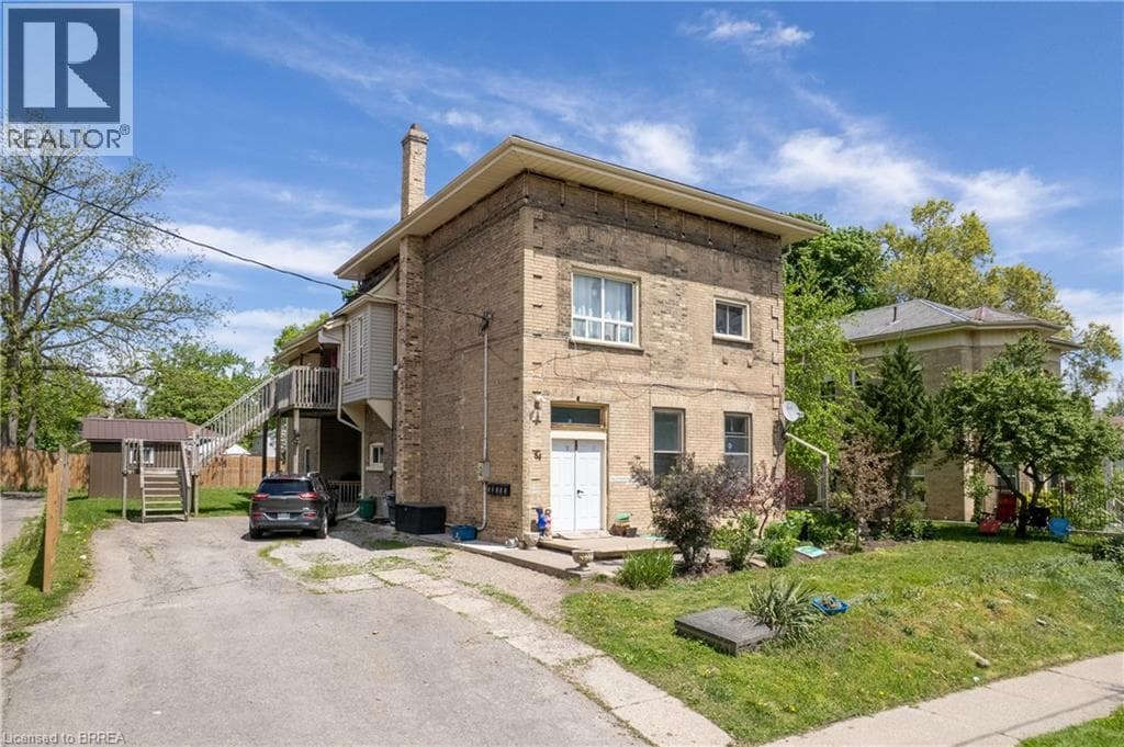 84 SHERIDAN Street photo 2