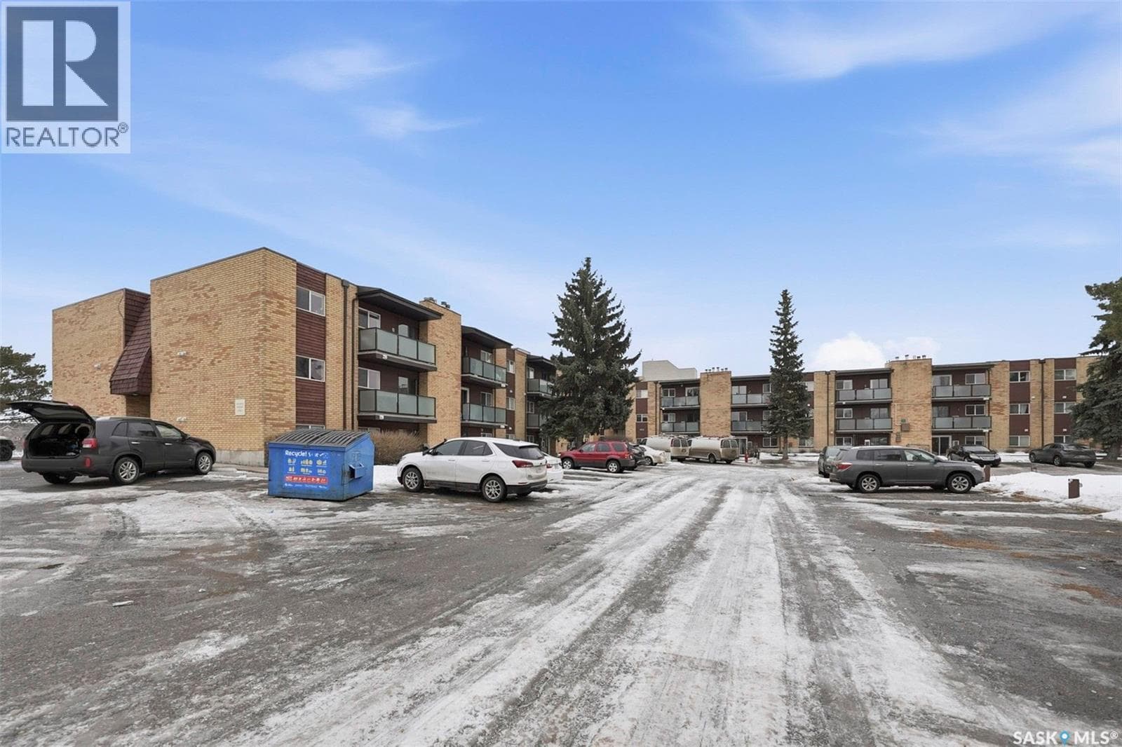 400 423 Tait COURT — photo 3