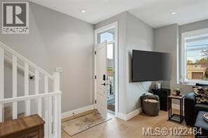 3 10480 Resthaven Dr photo 2