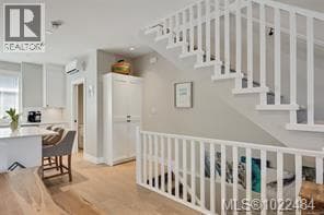 3 10480 Resthaven Dr photo 5