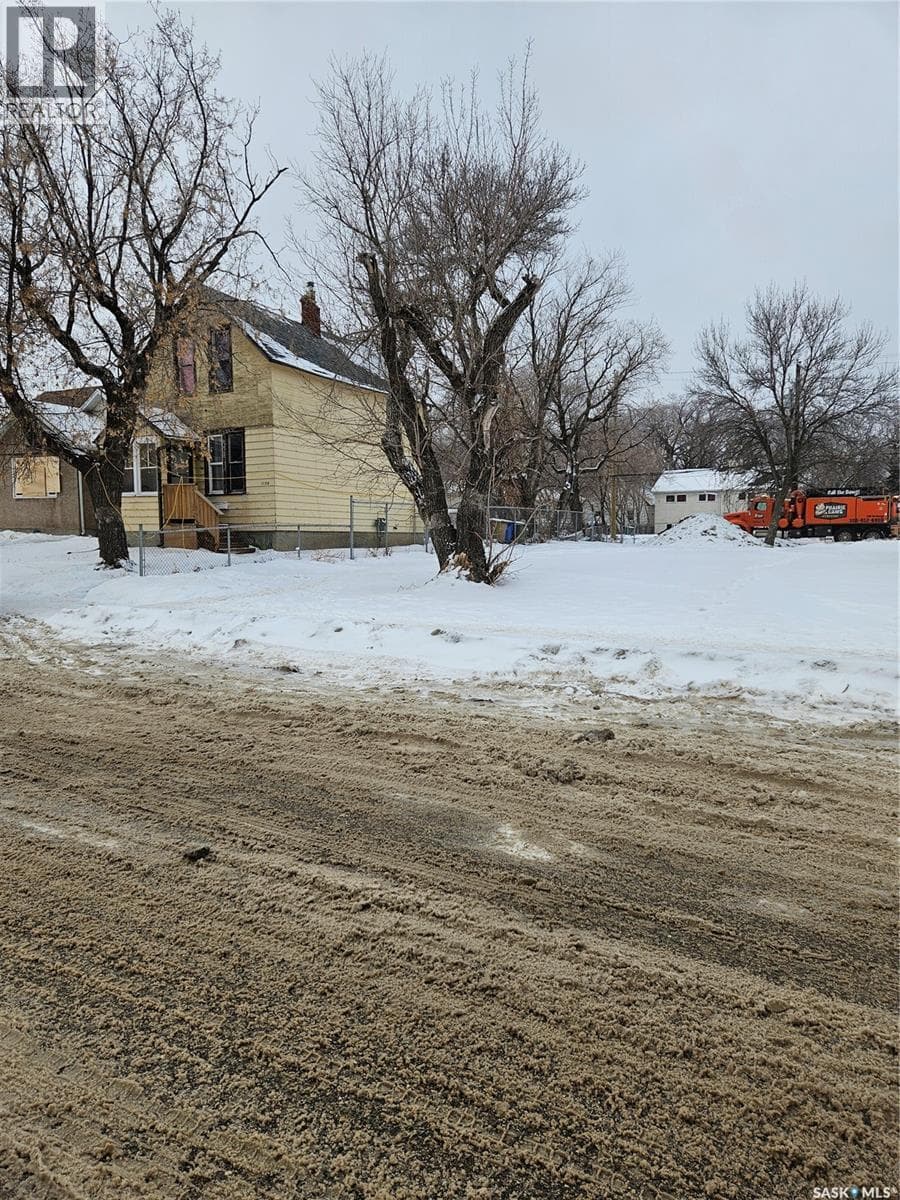 1130 Angus STREET — photo 2
