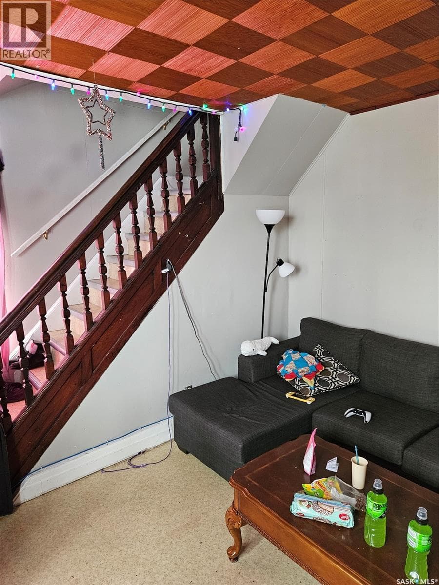 1130 Angus STREET — photo 3