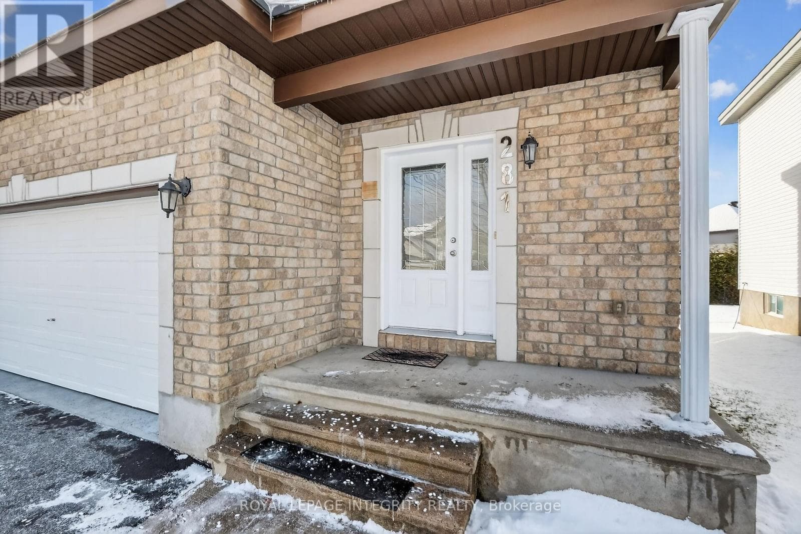 281 STERLING AVENUE photo 3