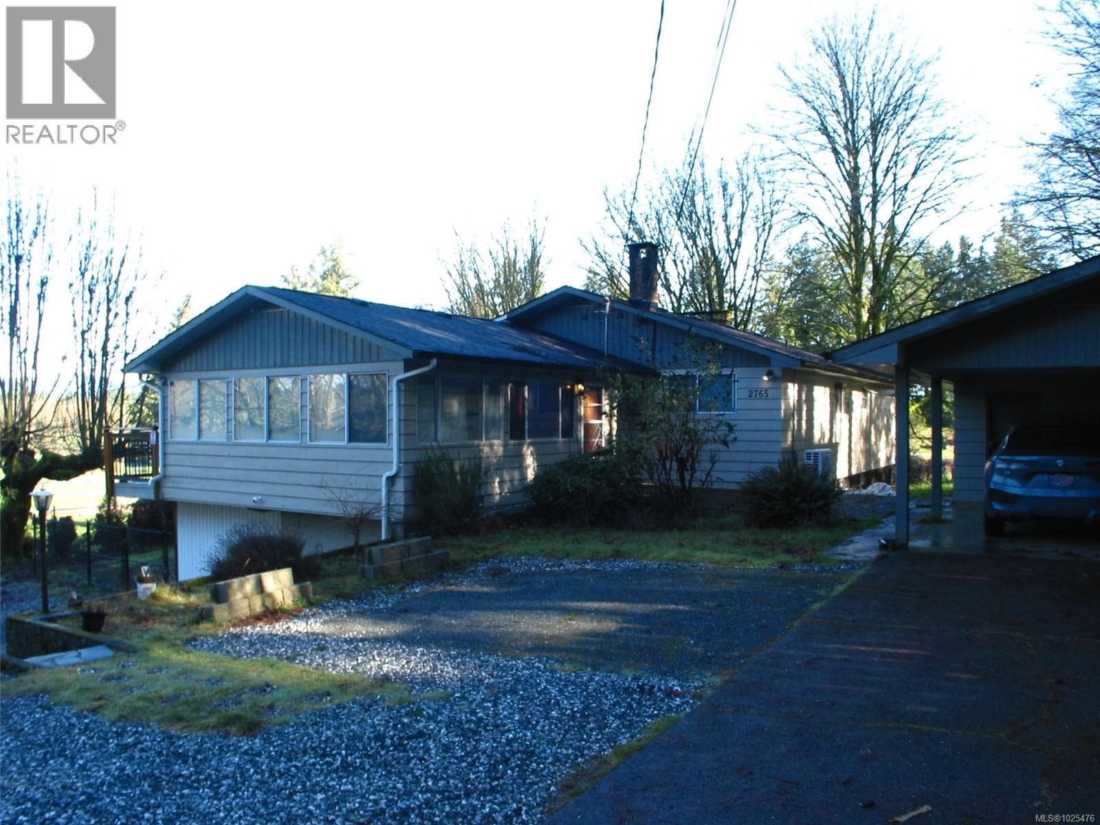 2765 Cameron Taggart Rd photo 4