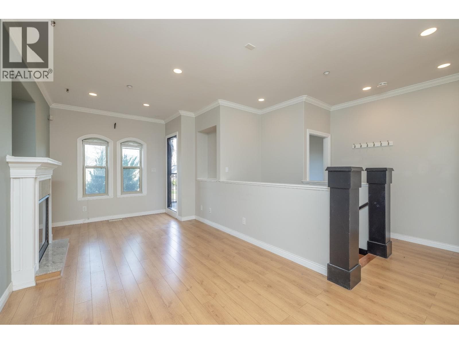 2638 CHARLES STREET photo 4