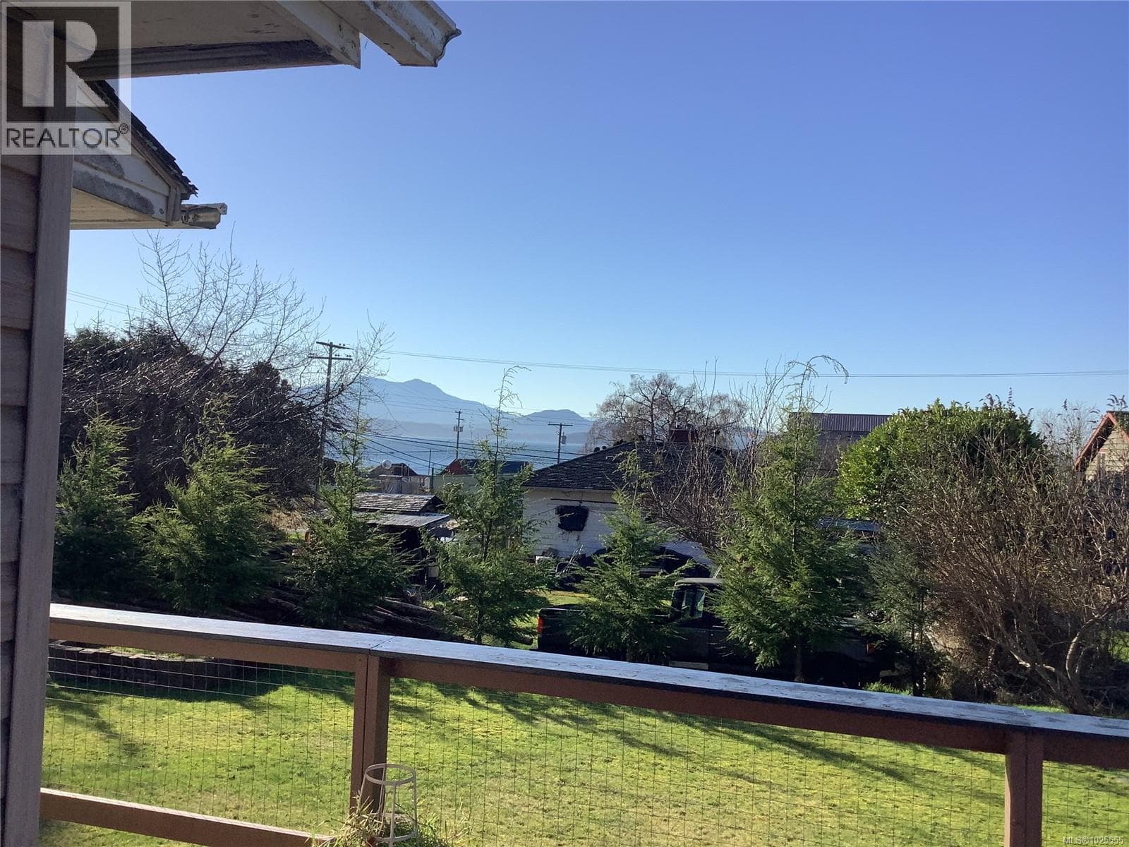 220 17th Ave photo 4