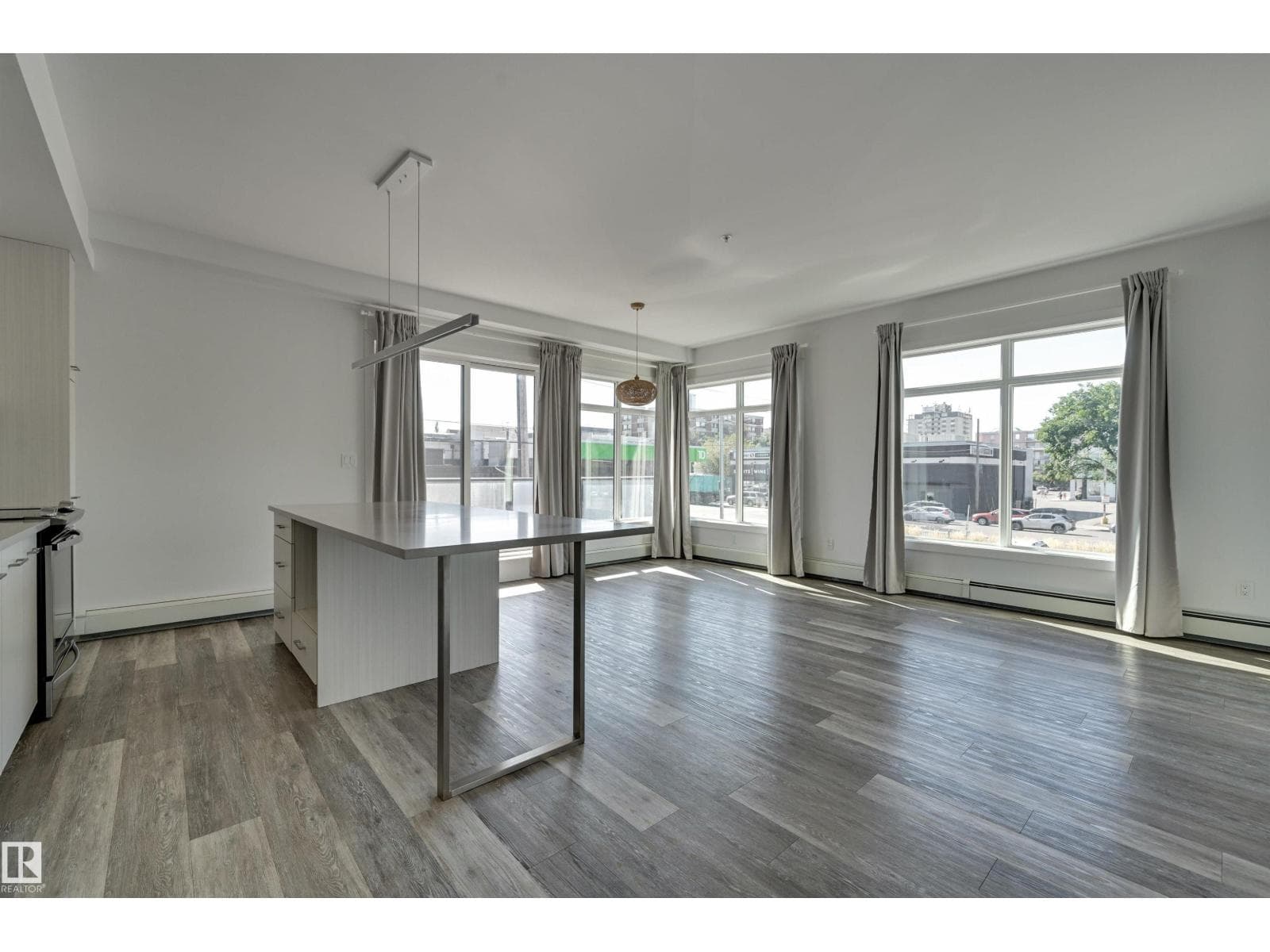 #206 10837 83 AV NW — photo 3