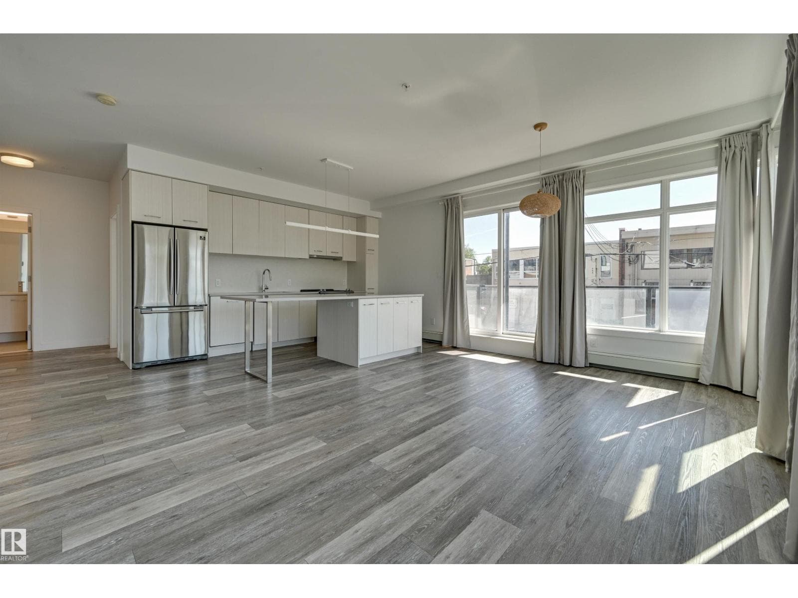 #206 10837 83 AV NW — photo 5