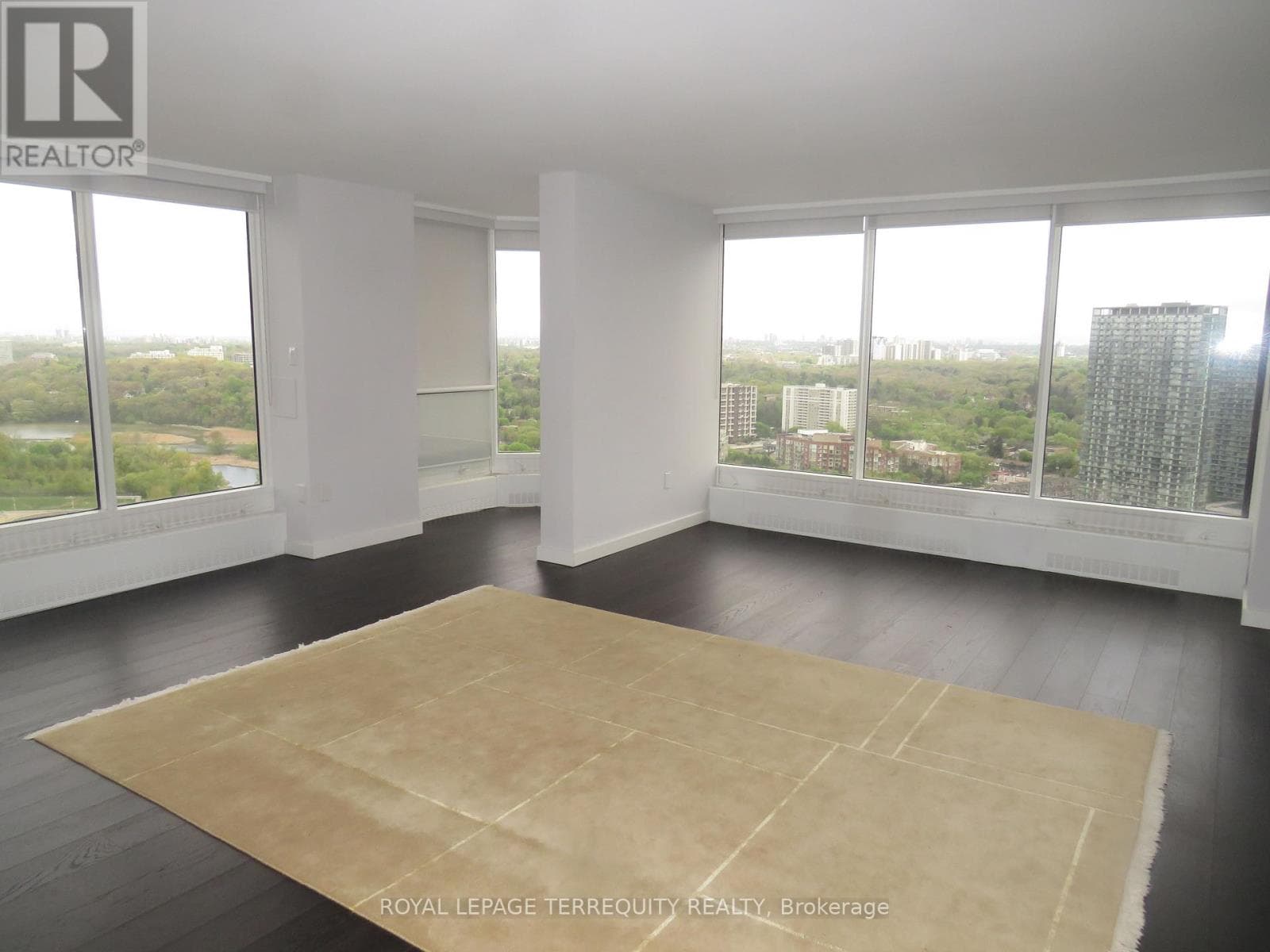 3305 - 2045 LAKE SHORE BOULEVARD W photo 4
