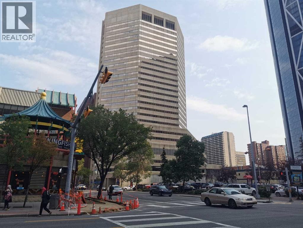 218, 328 Centre Street SE