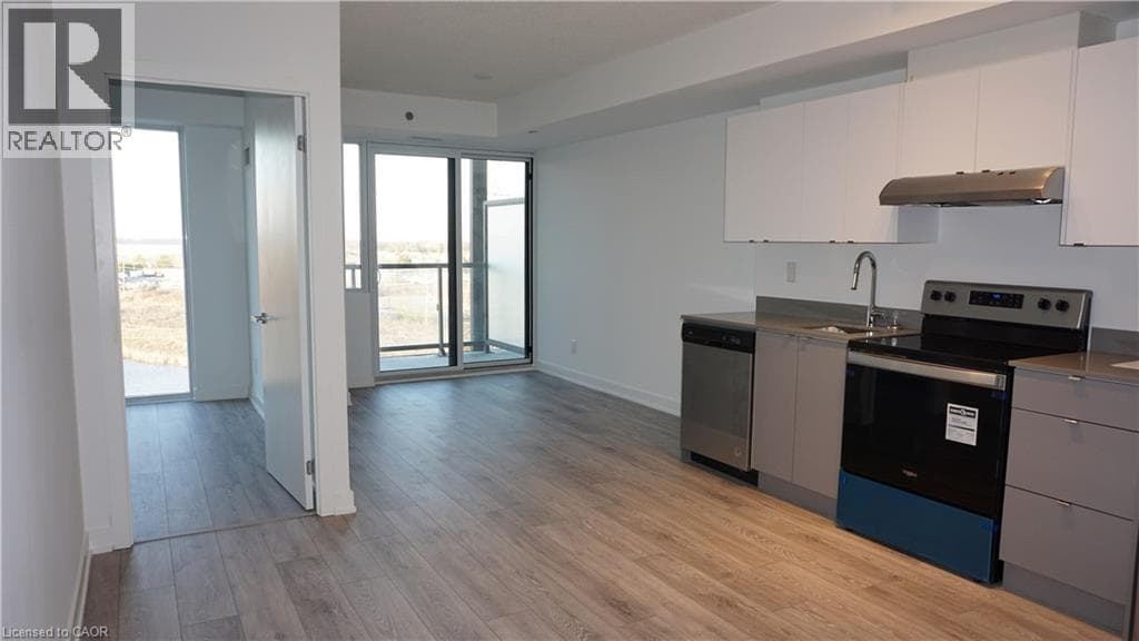 3200 DAKOTA Common Unit# B705 photo 4