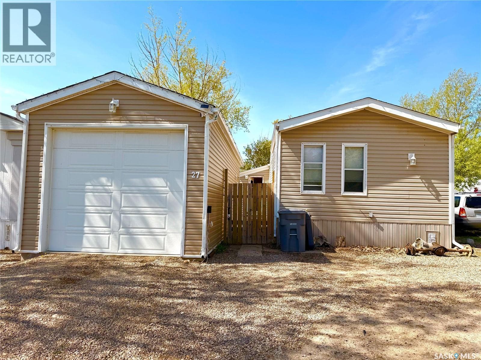 2 bed 2 bath single family at 27 Prairie Sun COURT — $95,000