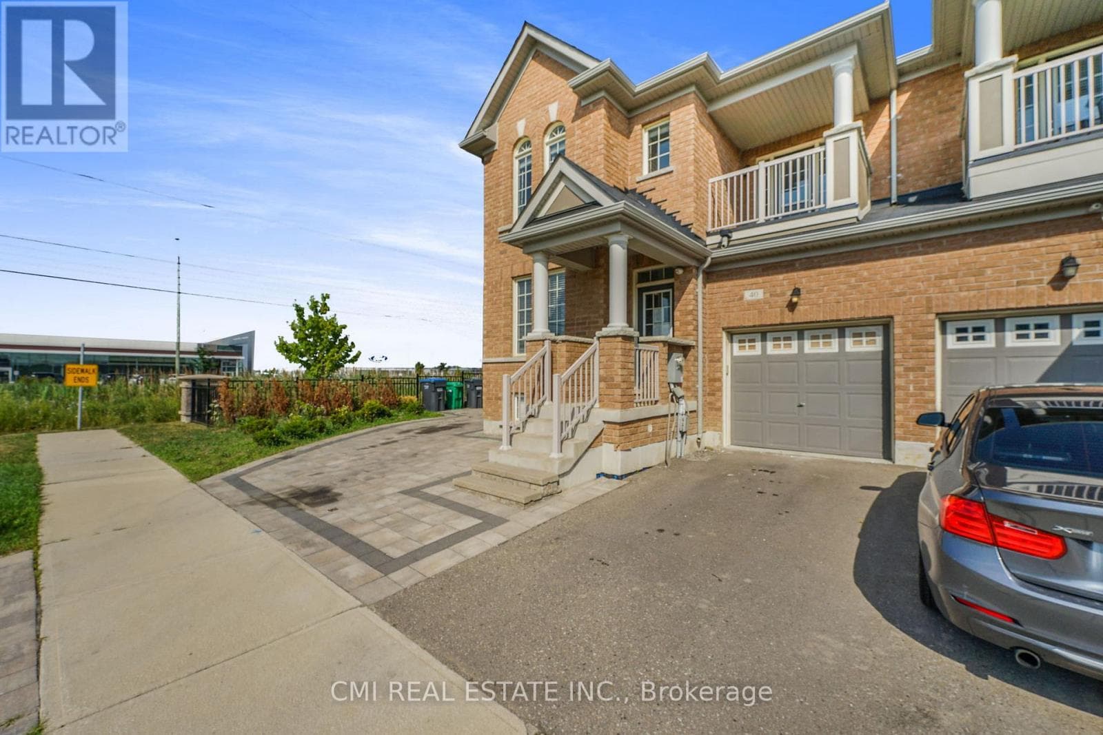 40 SPOKANNE STREET N photo 3
