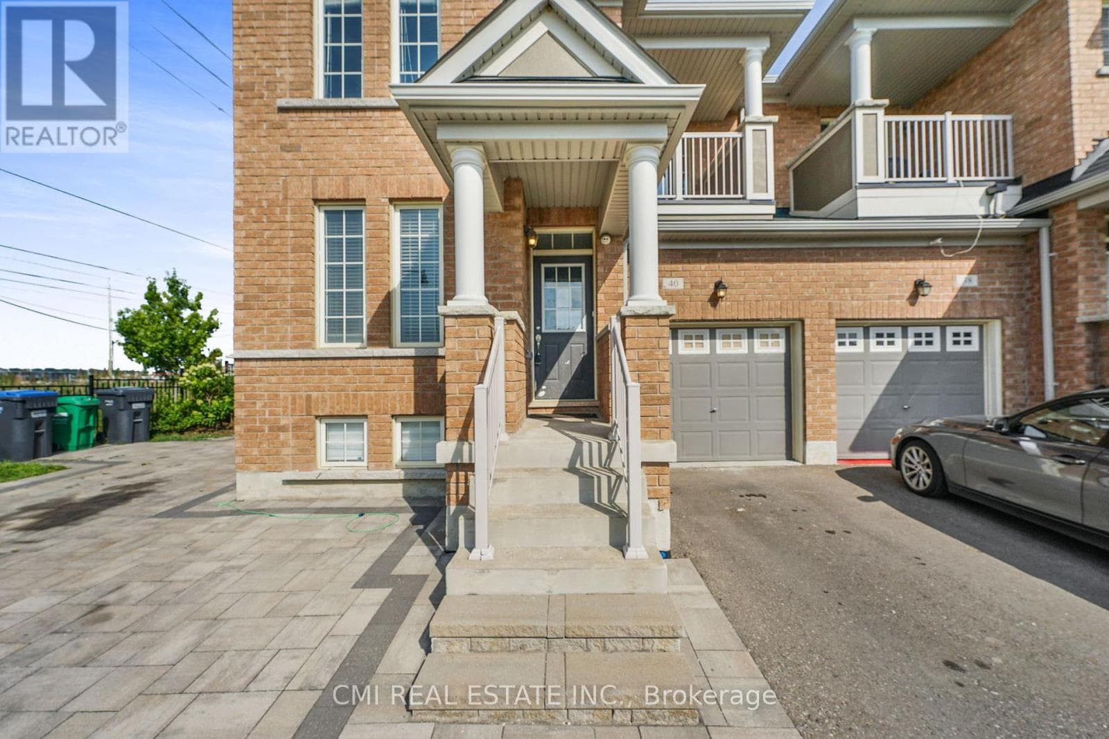 40 SPOKANNE STREET N photo 4