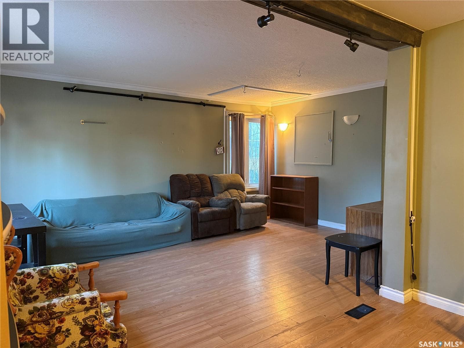 71 Ross STREET W — photo 5