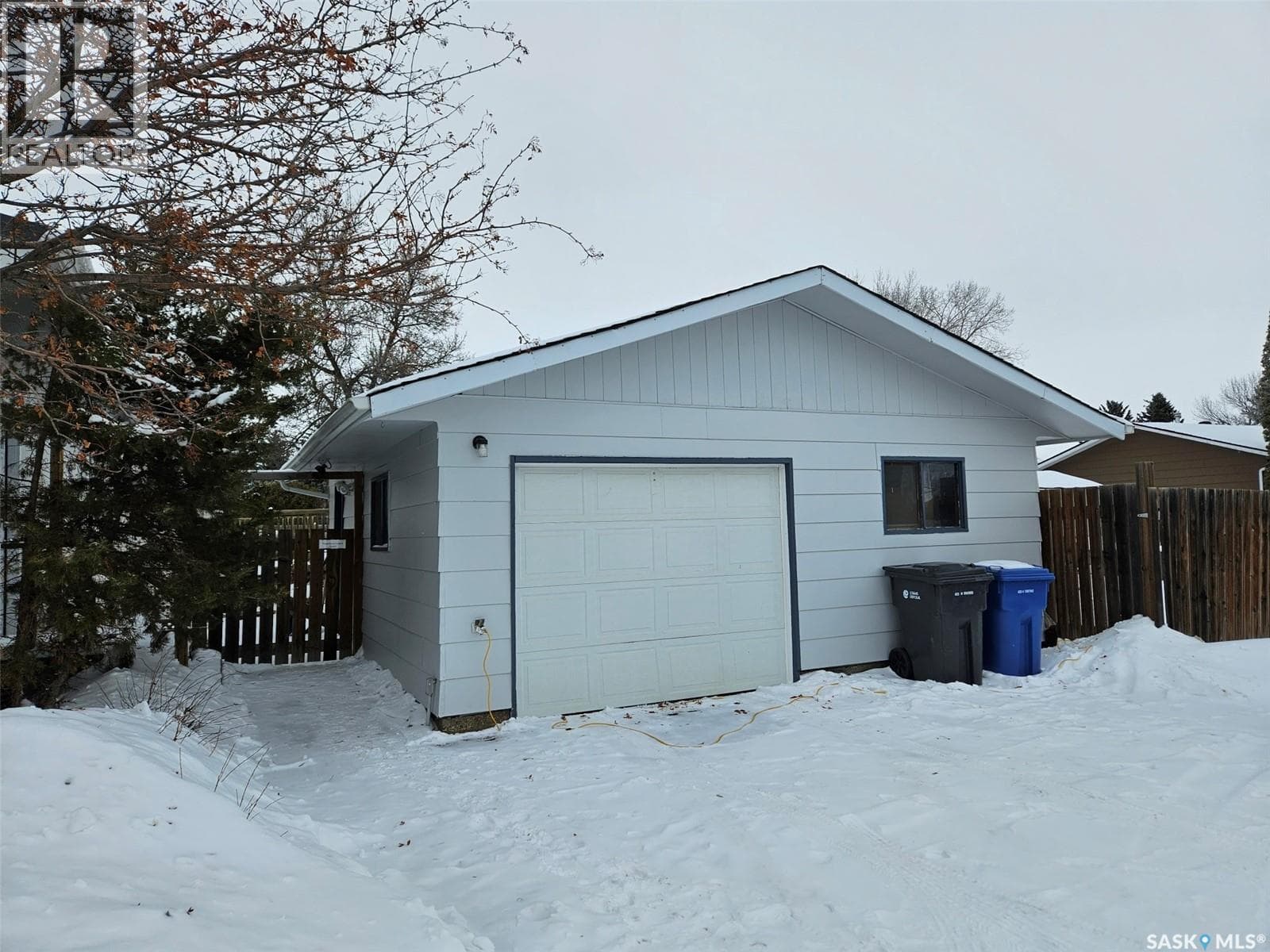 35 Mountain DRIVE photo 3