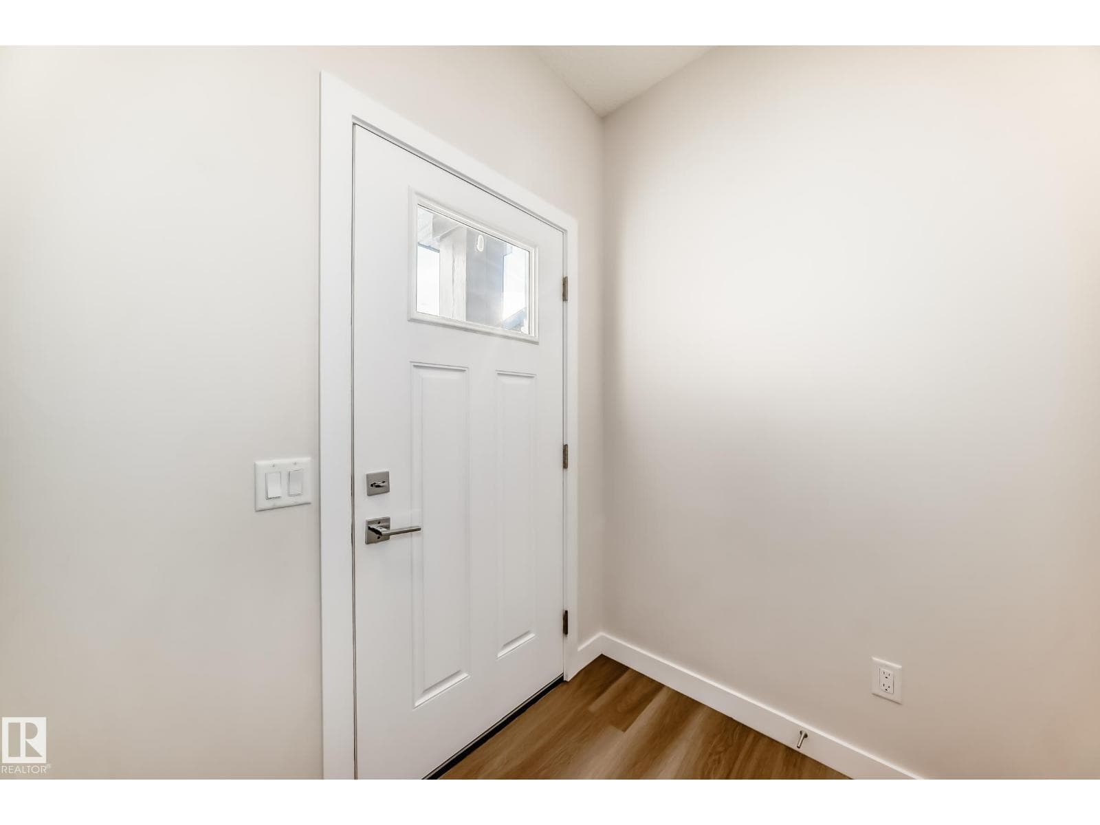17926 62A ST NW photo 3