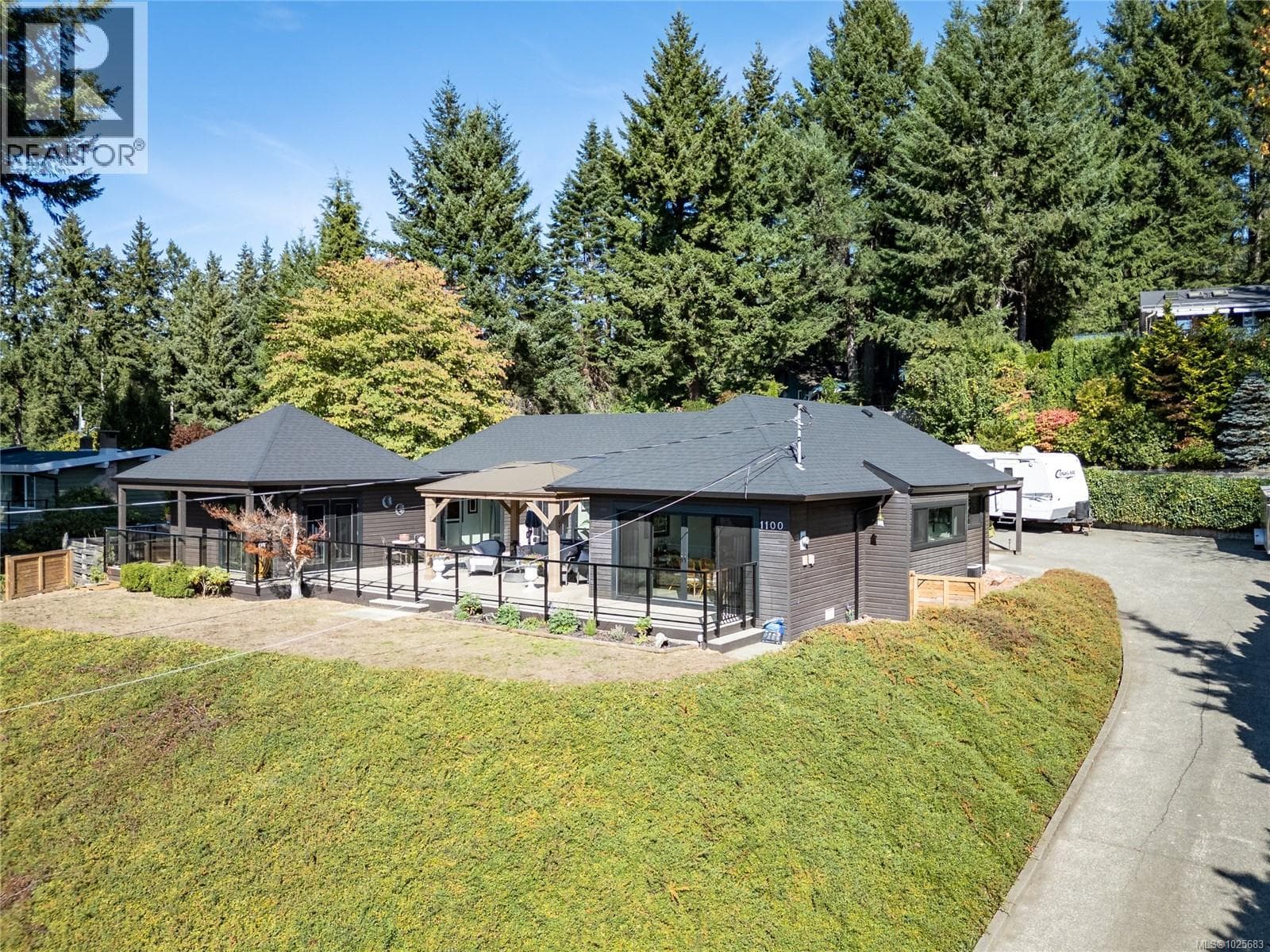 3 bed 3 bath single family at 1100 Back Rd — $1,220,000