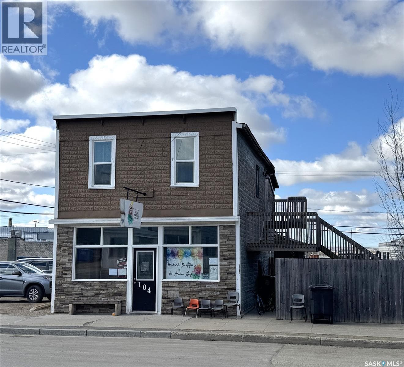 104 2nd AVENUE W — photo 2