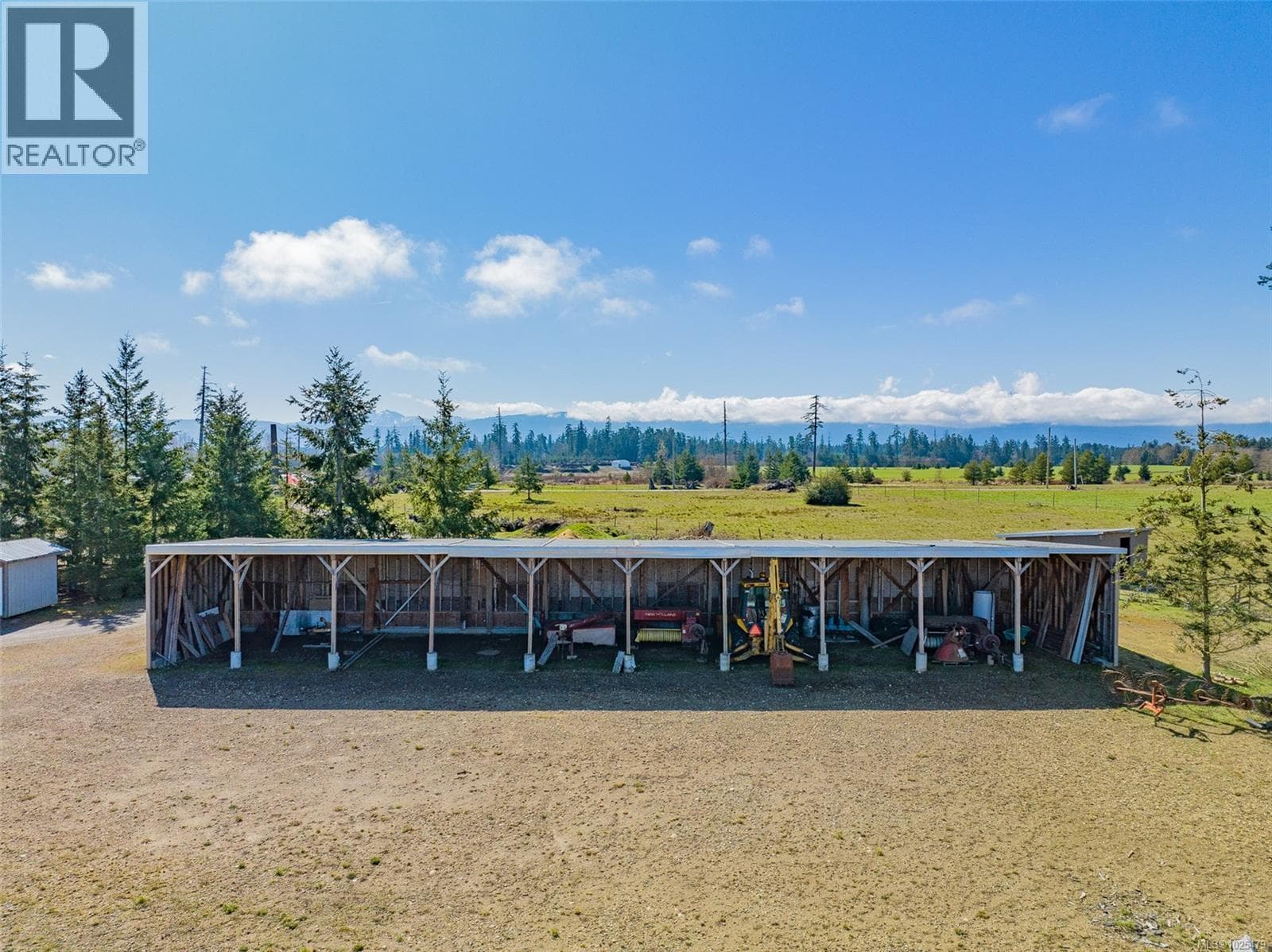 1355 Hodges Rd photo 4