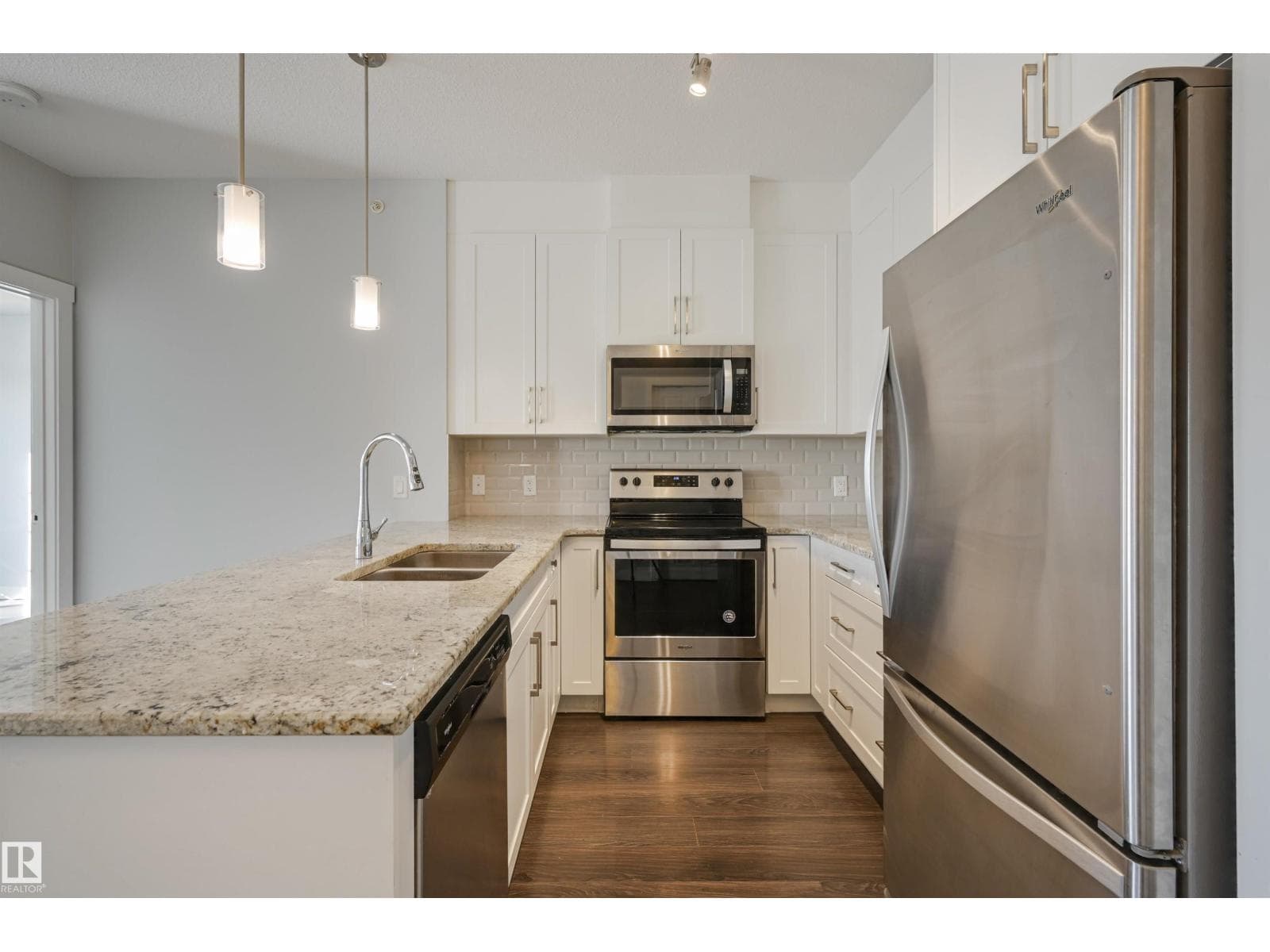 #411 3670 139 AV NW photo 3