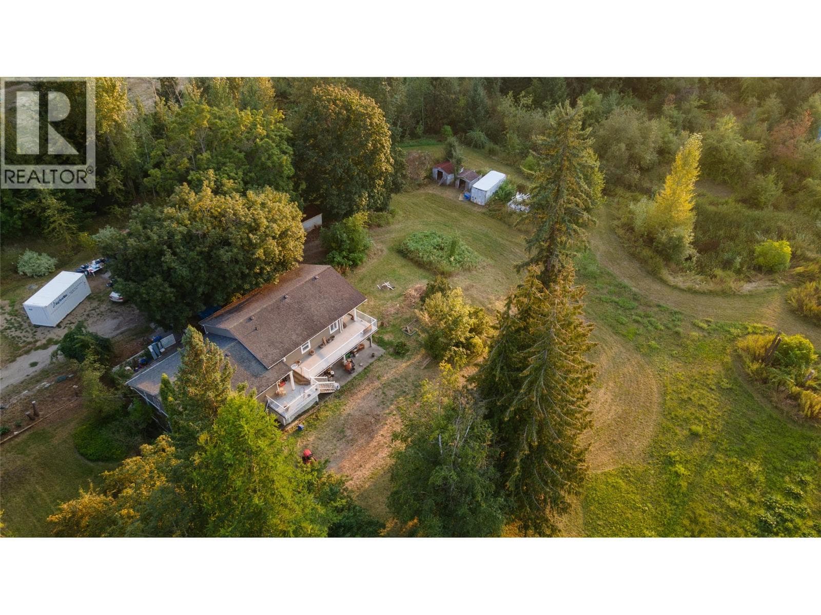 4 bed 2 bath single family at 1121 Shuswap Street SW — $1,050,000