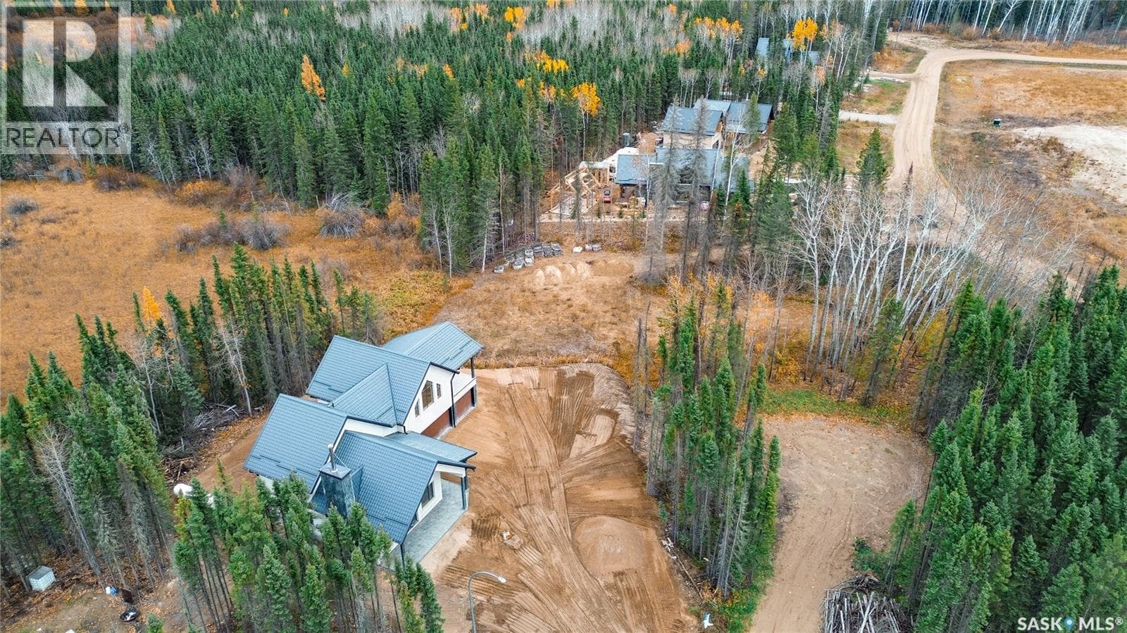 28 Patrick DRIVE photo 5